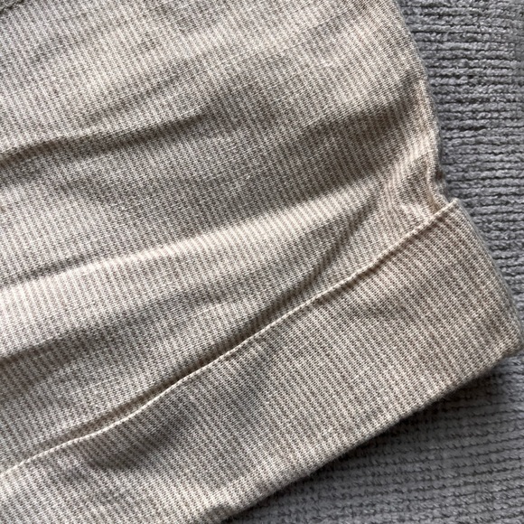 The North Face  :: Linen Beige and White Striped Shorts :: Size 4 - Picture 8 of 12